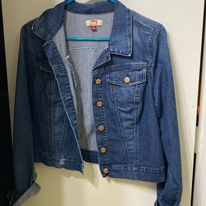 Levi’s jean jacket medium